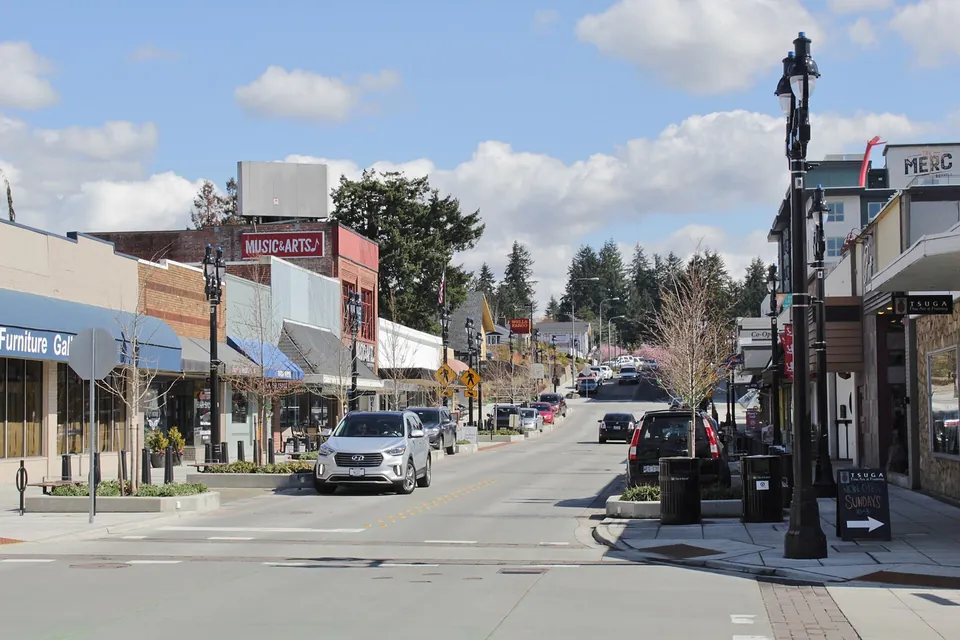 Main Street in downtown Bothell, Washington, on a sunny day