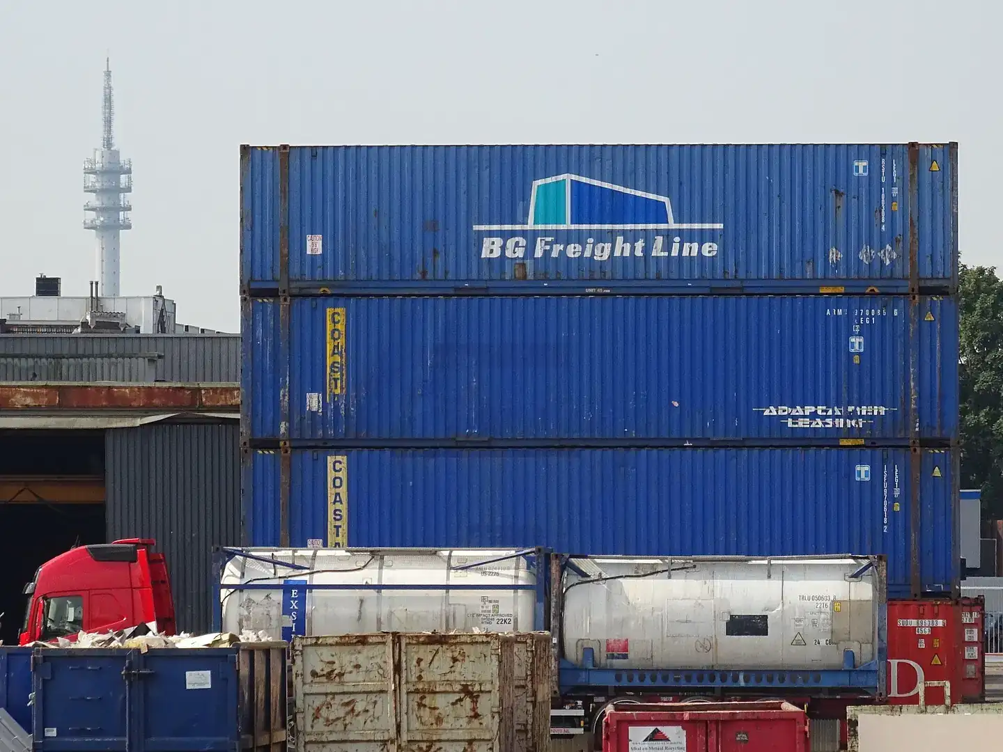 Shipping container - Port of Rotterdam - 2017